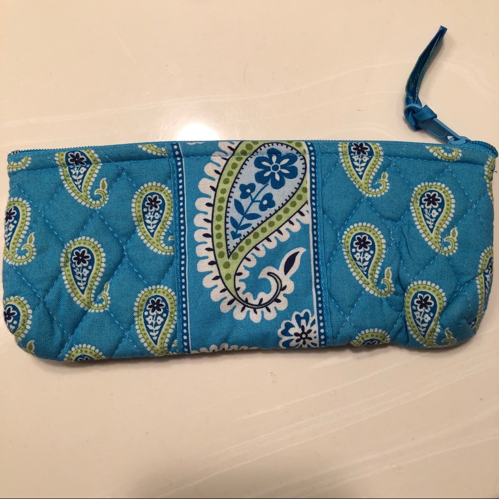 {V E R A B R A D L E Y} Long Pouch - image 2